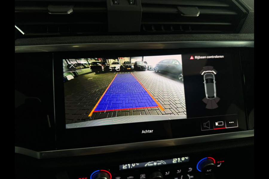 Audi RSQ3 Sportback 2.5 TFSI Pano|Memory|Sonos|RS Seat|Trekhaak