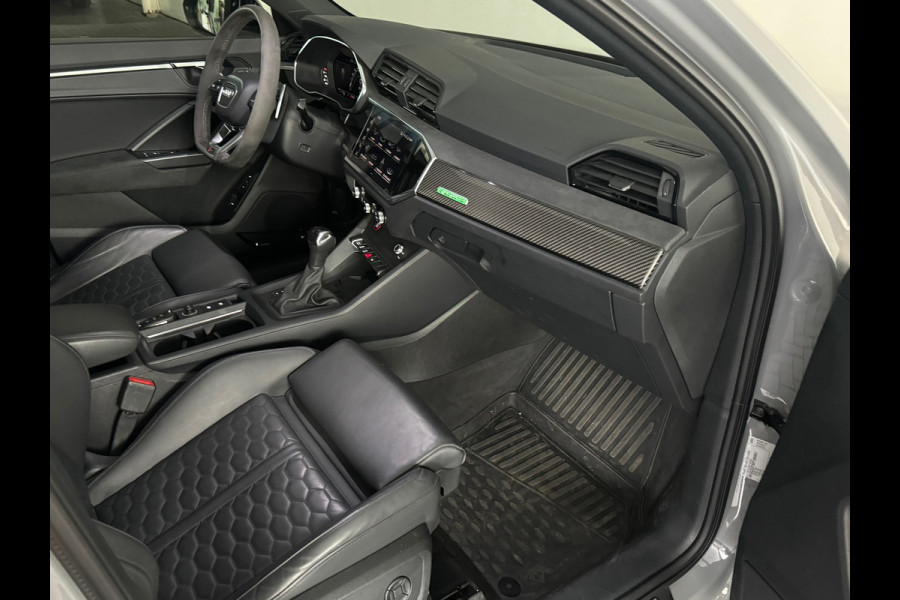 Audi RSQ3 Sportback 2.5 TFSI Pano|Memory|Sonos|RS Seat|Trekhaak
