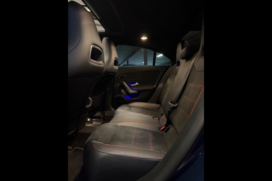 Mercedes-Benz CLA-Klasse 250 AMG|PANO|SFEER|BOMVOL!