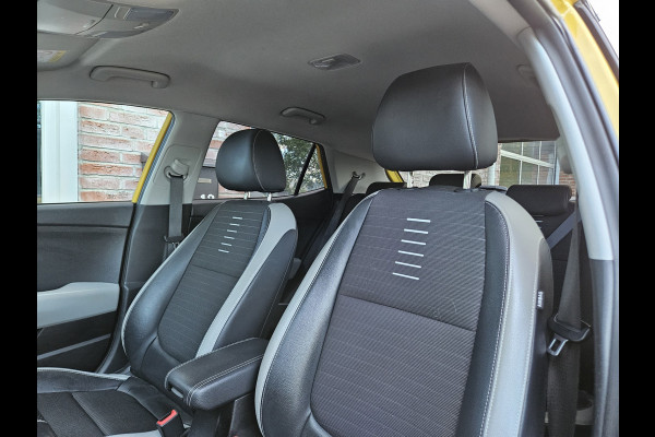 Kia Stonic 1.0 T-GDi DynamicLine Carplay! Camera! Navigatie! Nette Auto! Dealer Onderhouden!