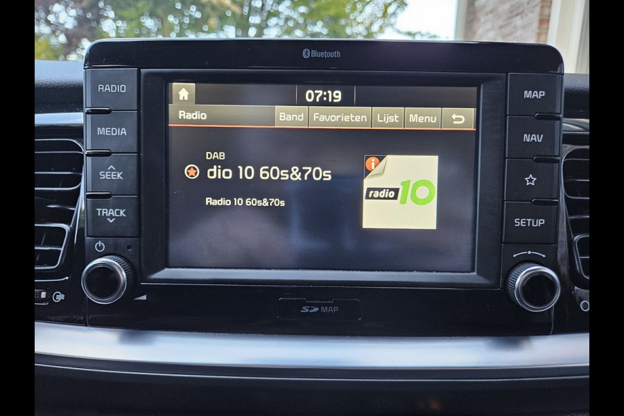 Kia Stonic 1.0 T-GDi DynamicLine Carplay! Camera! Navigatie! Nette Auto! Dealer Onderhouden!