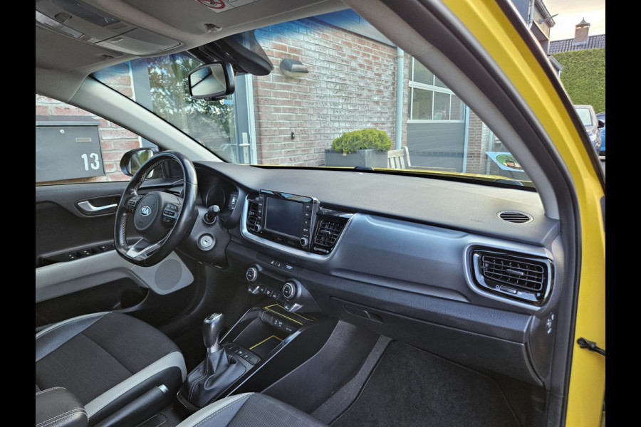 Kia Stonic 1.0 T-GDi DynamicLine Carplay! Camera! Navigatie! Nette Auto! Dealer Onderhouden!