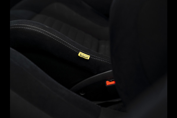 Fiat 500C Abarth 595 Competizione | Beats | Sabelt stoelen