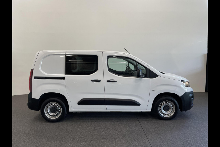 Peugeot Partner 1.5 BlueHDI Premium Navigatie Apple Carplay Android Auto Parkeersensoren achter Cruise Control Airco