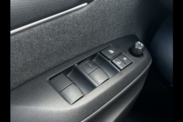 Toyota Yaris 1.5 Hybrid Dynamic | Navi | Carplay | Camera | Clima