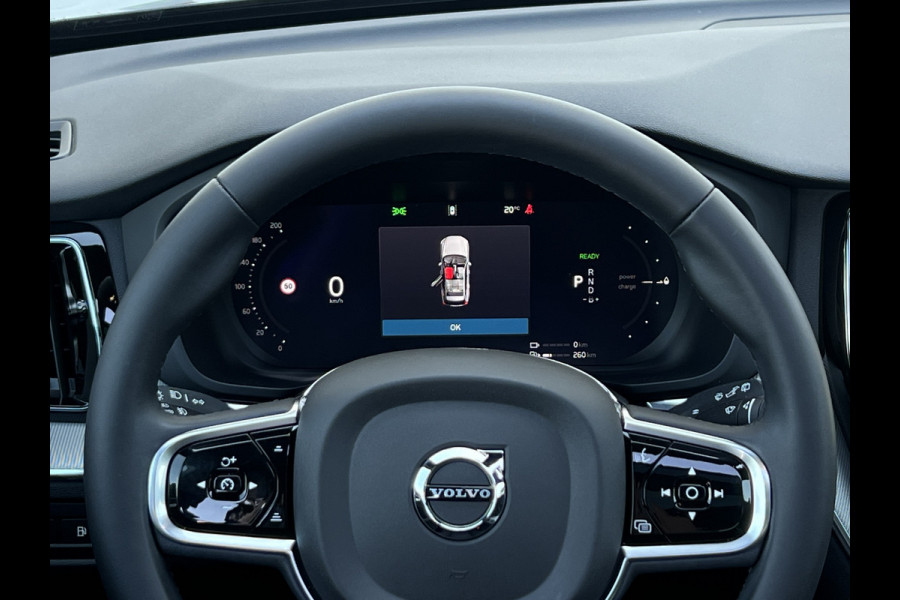 Volvo XC60 2.0 T6 Plug-in hybrid AWD Plus Black Edition | Trekhaak | Memory | Harman Kardon Audio | Pano