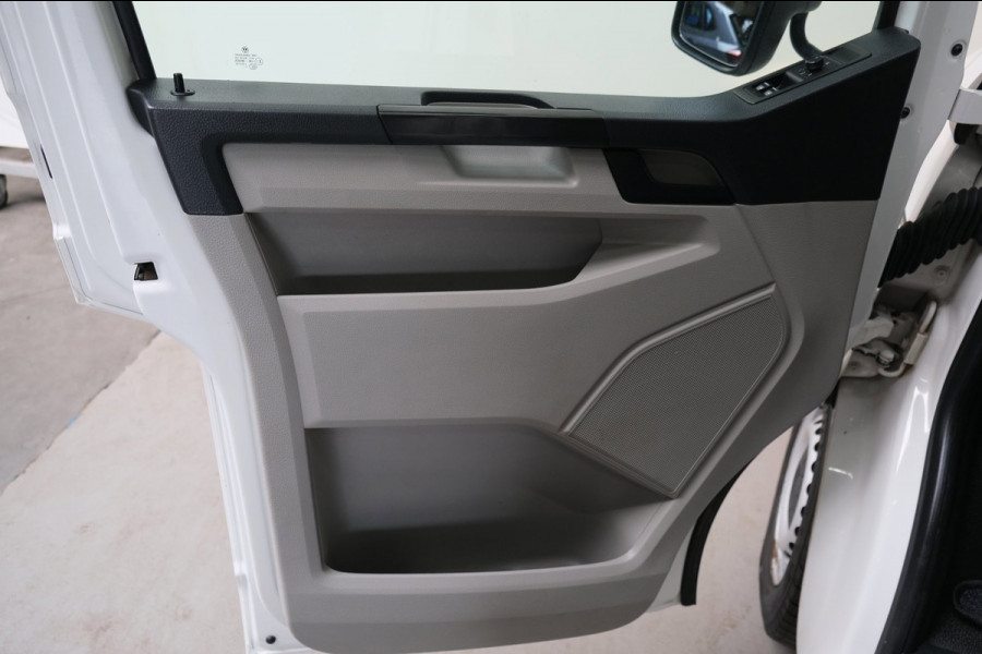Volkswagen Transporter 2.0 TDI L2H1 DC Comfortline Pick-up - Airco, Cruise, PDC, Trekhaak.