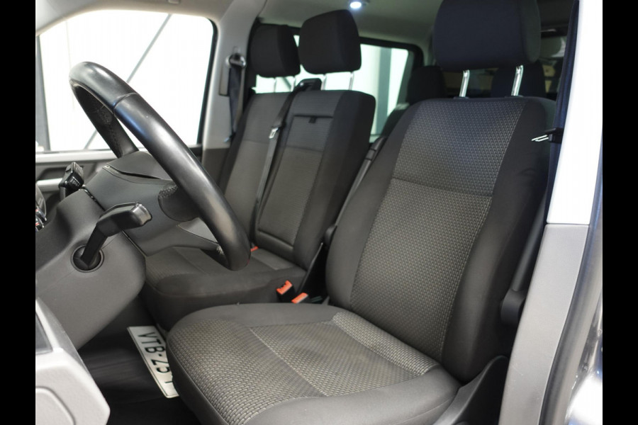 Volkswagen Transporter 2.0 TDI L2H1 Automaat Dubbele Cabine Airco Cruise Navigatie Parkeersensoren
