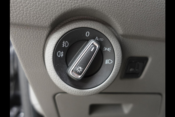 Volkswagen Transporter 2.0 TDI L2H1 Automaat Dubbele Cabine Airco Cruise Navigatie Parkeersensoren