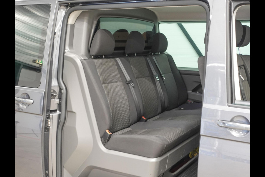 Volkswagen Transporter 2.0 TDI L2H1 Automaat Dubbele Cabine Airco Cruise Navigatie Parkeersensoren