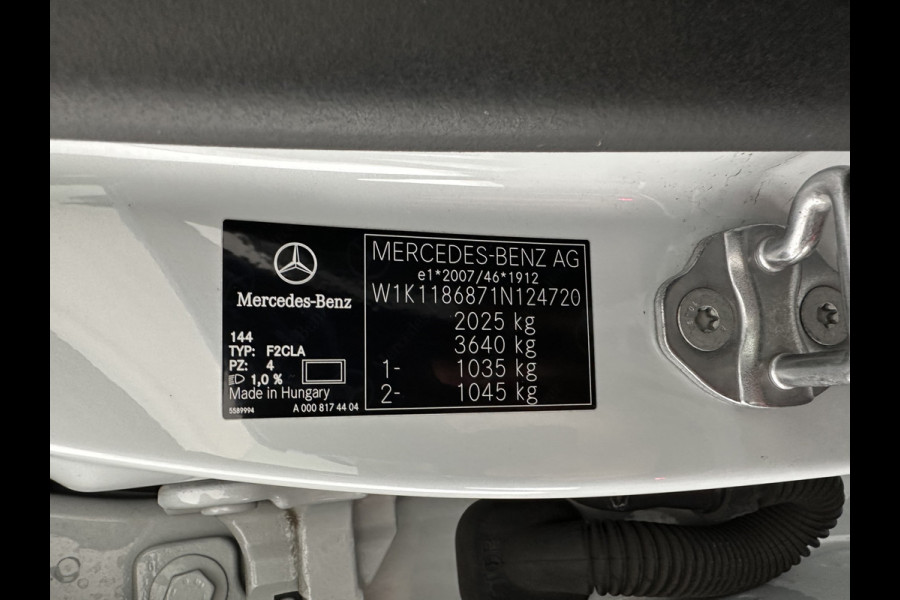 Mercedes-Benz CLA-Klasse Shooting Brake 200 AMG-Sportpack Business Solution (INCL-BTW) Aut. *LEATHER-MICROFIBRE | FULL-LED | HEATED-SPORTSEATS | DIGI-COCKPIT | DAB+ | NAVI-FULLMAP | CAMERA | PRIVACYGLASS | SHIFTPADDLES | 18''ALU*