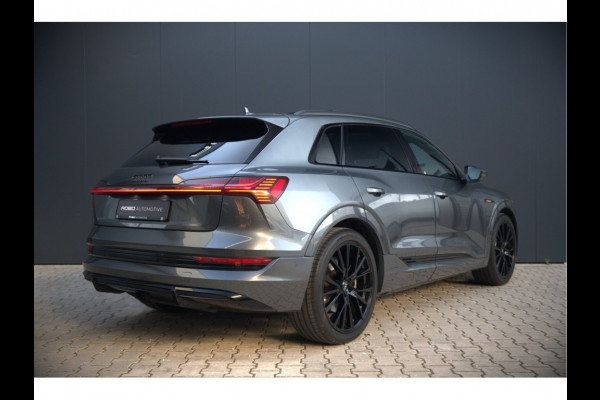 Audi e-tron e-tron 50 quattro Launch edition Black 71 kWh S-Line | Panoramadak | Stoelverwarming | Adaptive Cruise Control | Memory Seat | Parkeersensoren | Keyless | Apple Carplay | SOH 89,39%