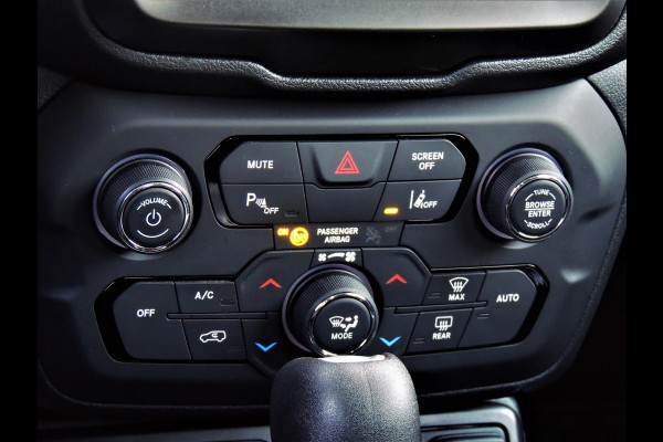Jeep Renegade 1.3T DDCT Longitude 150 PK Automaat | Keyless Entry | Apple/Android Carplay | 17 Inch Velgen