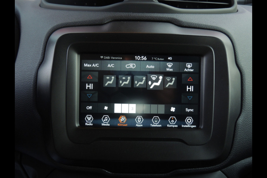 Jeep Renegade 1.3T DDCT Longitude 150 PK Automaat | Keyless Entry | Apple/Android Carplay | 17 Inch Velgen