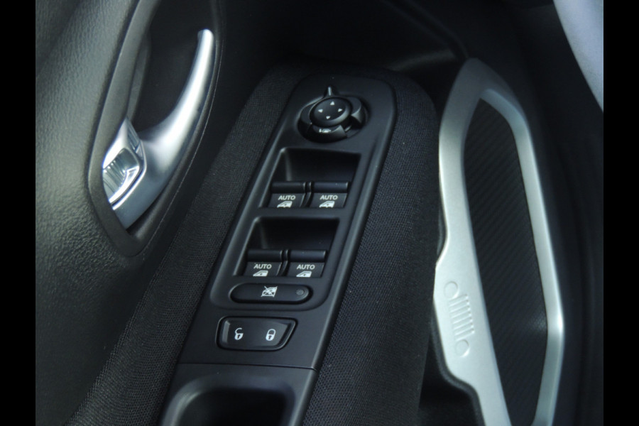 Jeep Renegade 1.3T DDCT Longitude 150 PK Automaat | Keyless Entry | Apple/Android Carplay | 17 Inch Velgen