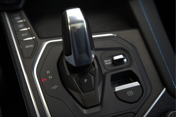 Lynk & Co 01 1.5 | Panoramadak | Stoelverwarming | Keyless | Apple Carplay | Adaptive Cruise Control | Infinity | Navigatie | Camera | Parkeersensoren | SOH 99,02% |