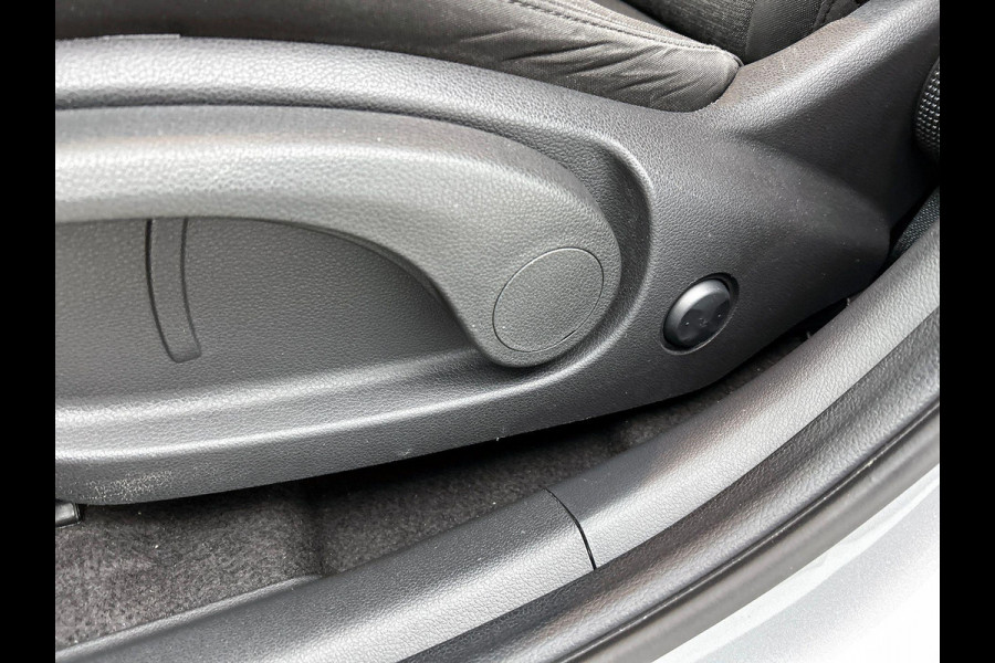 Hyundai Kona EV Comfort 39 kWh CAMERA | NAVI-CARPLAY | LANE-ASSIST | CRUISE
