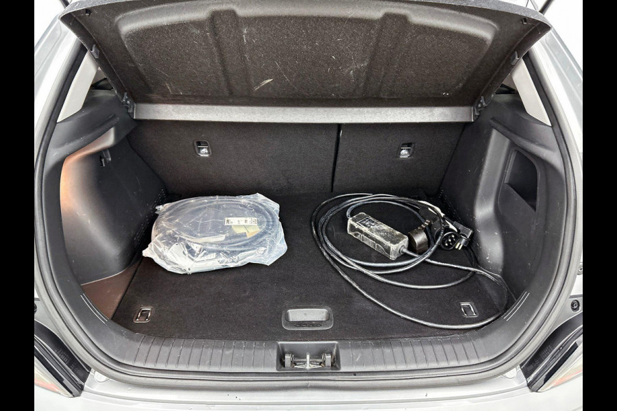 Hyundai Kona EV Comfort 39 kWh CAMERA | NAVI-CARPLAY | LANE-ASSIST | CRUISE
