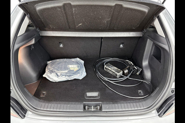 Hyundai Kona EV Comfort 39 kWh CAMERA | NAVI-CARPLAY | LANE-ASSIST | CRUISE