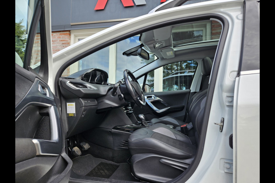 Peugeot 2008 1.2 PureTech GT-line Panoramadak! Trekhaak! Carplay! Airco/Clima! Cruise Control! Nette/Mooie Auto!