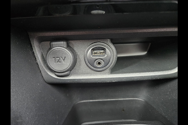Peugeot 2008 1.2 PureTech GT-line Panoramadak! Trekhaak! Carplay! Airco/Clima! Cruise Control! Nette/Mooie Auto!