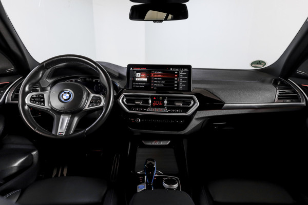 BMW iX3 High Executive M Sport 80 kWh | S/K-Panodak | Laser | Harman/Kardon | Dig. Cockpit | Adapt. Cruise | Stoelverw. | 360 camera | NAV+App. Connect | ECC | LM 20" |