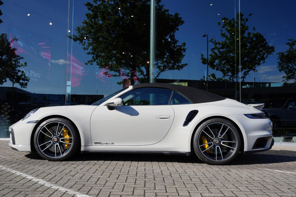 Porsche 911 992 Cabriolet 3.8 Turbo S / 15 D.Km / Burmester / Lifting