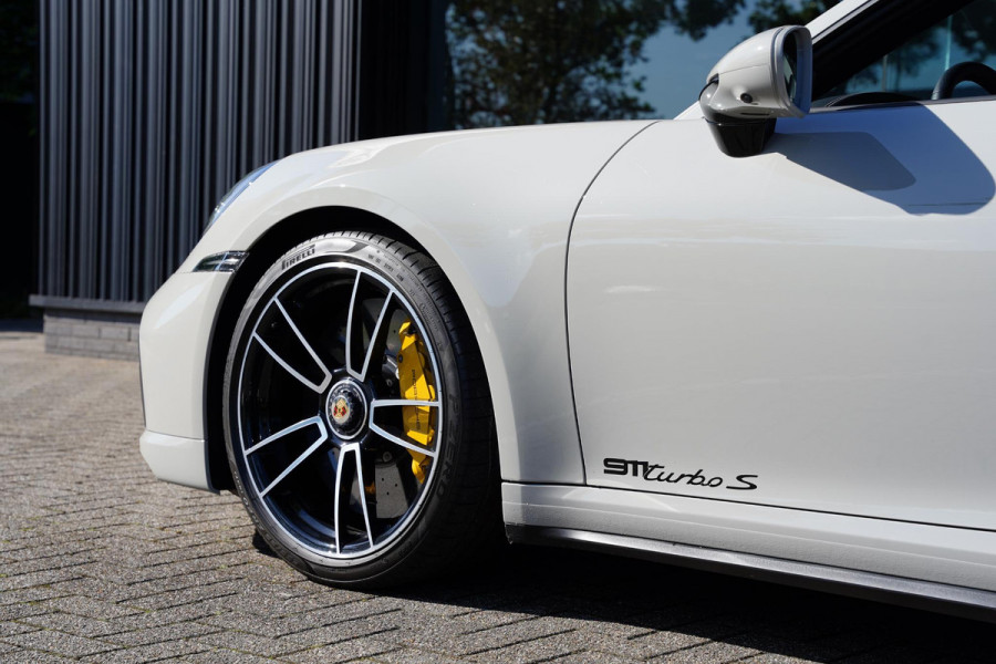 Porsche 911 992 Cabriolet 3.8 Turbo S / 15 D.Km / Burmester / Lifting
