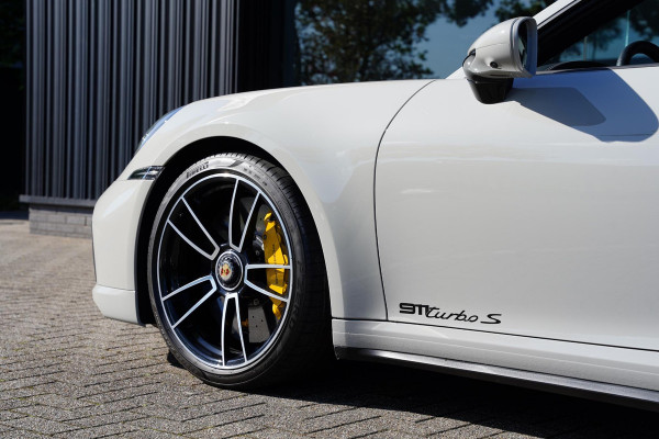 Porsche 911 992 Cabriolet 3.8 Turbo S / 15 D.Km / Burmester / Lifting