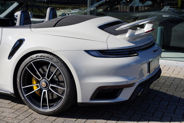 Porsche 911 992 Cabriolet 3.8 Turbo S / 15 D.Km / Burmester / Lifting