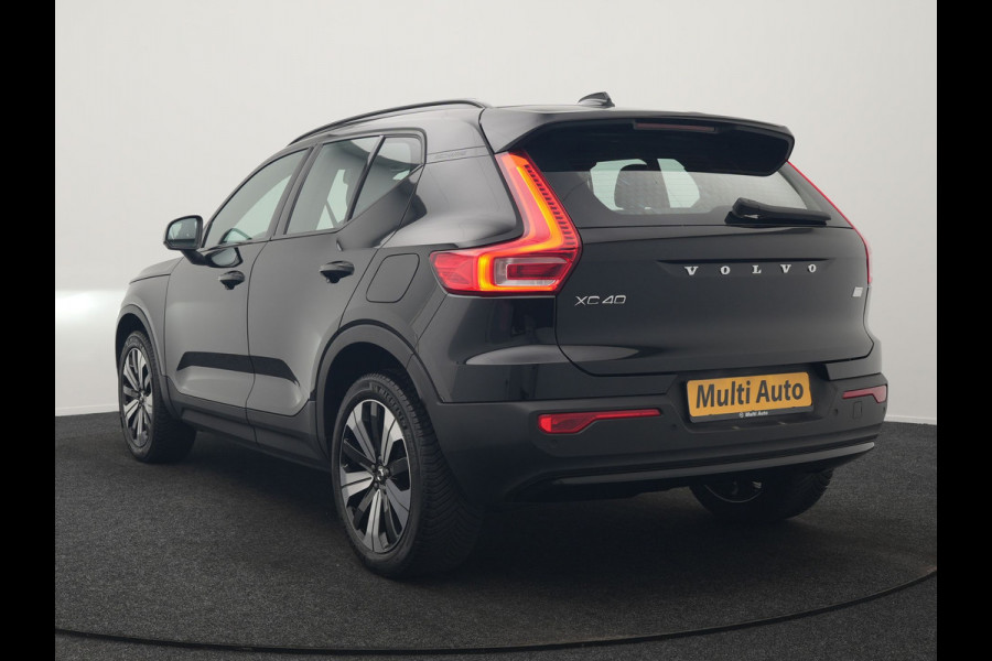 Volvo XC40 Recharge 67 kWh 231pk Dealer O.H. | Trekhaak Af Fabriek | Warmtepomp | Camera | Google Assistent | 19"L.M | Sportstoelen & Stuur Verwarmd | Standkachel | Apple Carplay | Cruise Control | DAB |