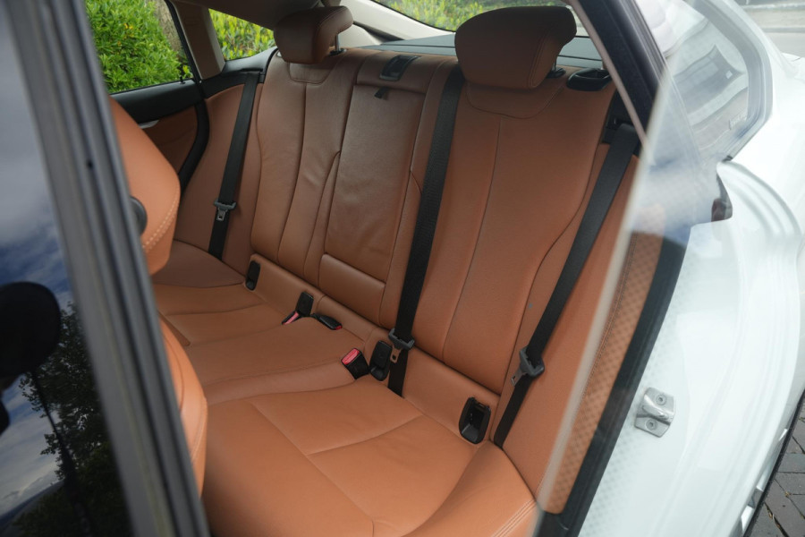 BMW 4 Serie Gran Coupé 420i High Executive Camera Navigatie Cruise Clima Sport Leder Carplay