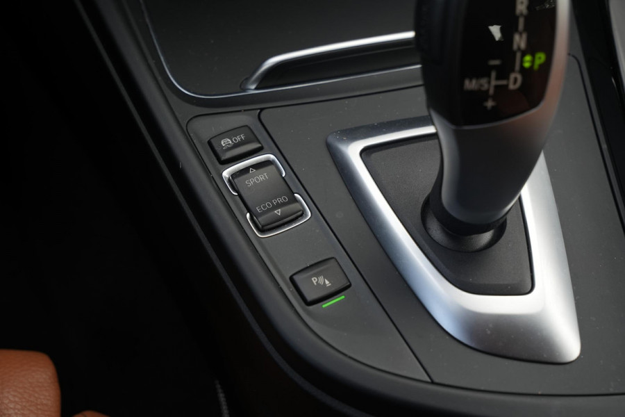 BMW 4 Serie Gran Coupé 420i High Executive Camera Navigatie Cruise Clima Sport Leder Carplay