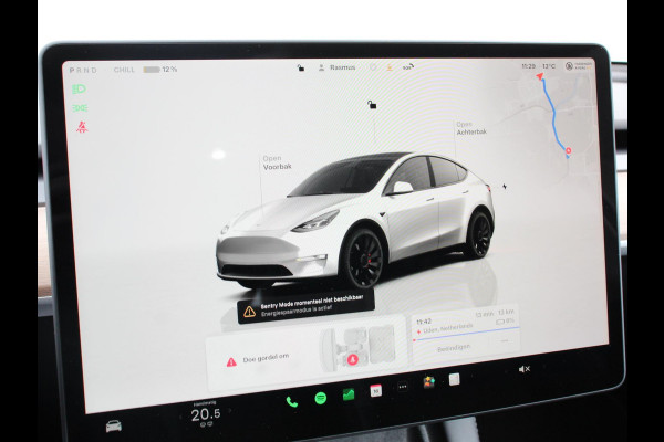 Tesla Model Y Performance Long Range AWD 75 kWh Climate control Adaptieve cruise control Achteruitrijcamera Panoramadak Keyless Stuurverwarming Stoelverwarming LED Navigatie Parkeersensoren Trekhaak