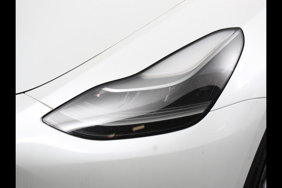 Tesla Model Y Performance Long Range AWD 75 kWh Climate control Adaptieve cruise control Achteruitrijcamera Panoramadak Keyless Stuurverwarming Stoelverwarming LED Navigatie Parkeersensoren Trekhaak
