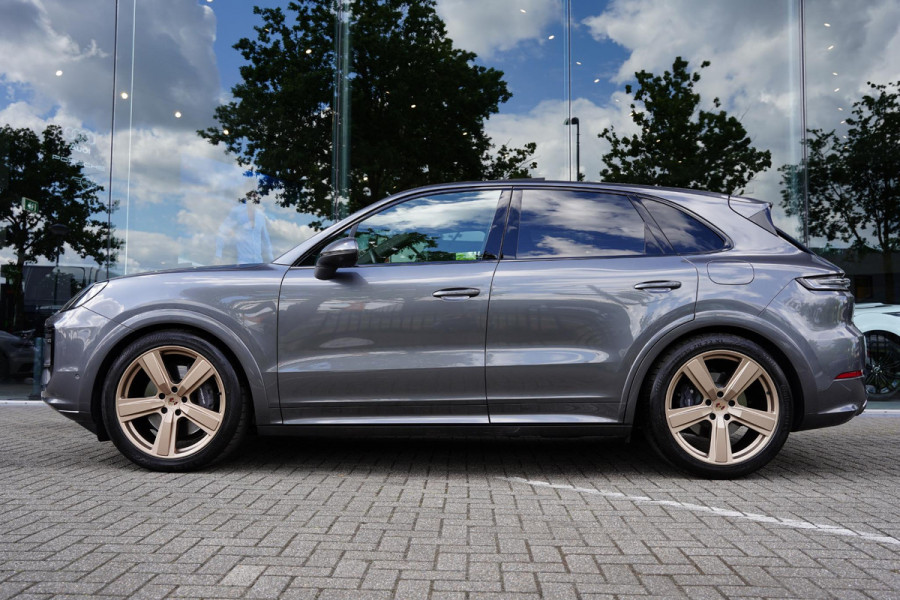 Porsche Cayenne 3.0 E-Hybrid Black Edition / Sportdesign Pakket / Sportuilaat