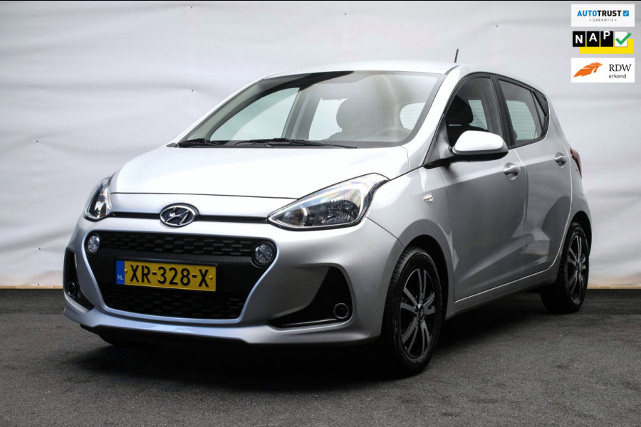 Hyundai i10 1.0i Comfort Luxury NL-auto [ Carplay Cruise Control Parkeersensoren Navigatie DAB+ Airco ]