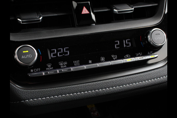 Toyota Corolla Touring Sports Automaat Hybrid 140 Active Camera Navigatie Apple Carplay/Android Auto Climate Control Parkeer sensoren Lichtmetalen Velgen