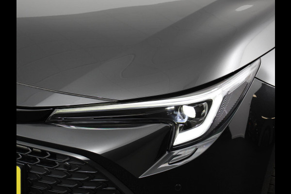 Toyota Corolla Touring Sports Automaat Hybrid 140 Active Camera Navigatie Apple Carplay/Android Auto Climate Control Parkeer sensoren Lichtmetalen Velgen