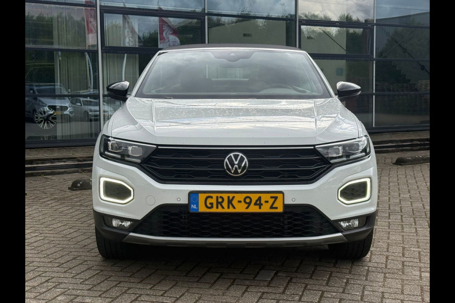 Volkswagen T-Roc Cabrio 1.5 TSI Black-Style/BEATS/DODEHOEK/PDC/DIGITAL DASH/TREKHAAK