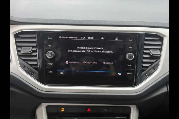 Volkswagen T-Roc Cabrio 1.5 TSI Black-Style/BEATS/DODEHOEK/PDC/DIGITAL DASH/TREKHAAK