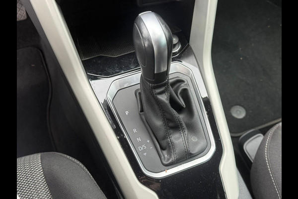 Volkswagen T-Roc Cabrio 1.5 TSI Black-Style/BEATS/DODEHOEK/PDC/DIGITAL DASH/TREKHAAK