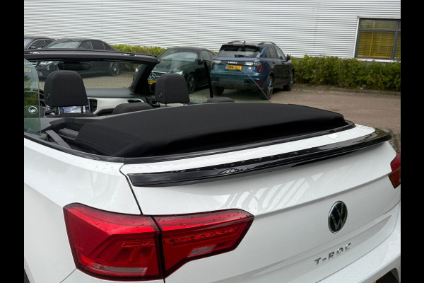 Volkswagen T-Roc Cabrio 1.5 TSI Black-Style/BEATS/DODEHOEK/PDC/DIGITAL DASH/TREKHAAK