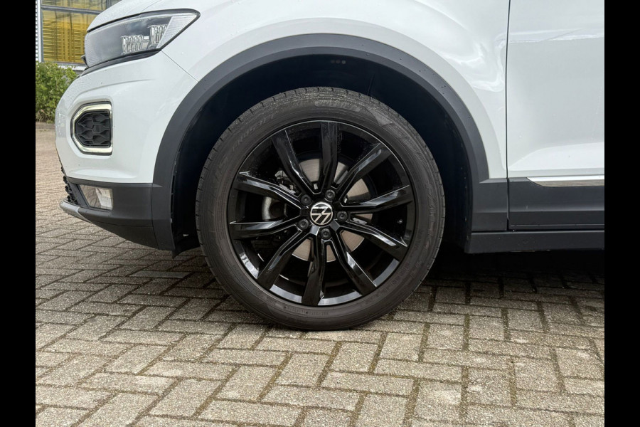 Volkswagen T-Roc Cabrio 1.5 TSI Black-Style/BEATS/DODEHOEK/PDC/DIGITAL DASH/TREKHAAK