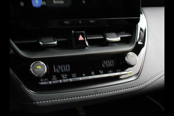 Toyota Corolla Touring Sports Automaat Hybrid 140 Active Camera Navigatie Apple Carplay/Android Auto Climate Control Parkeer sensoren Lichtmetalen Velgen