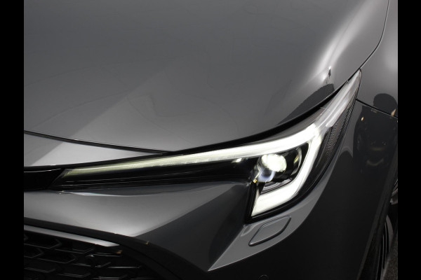 Toyota Corolla Touring Sports Automaat Hybrid 140 Active Camera Navigatie Apple Carplay/Android Auto Climate Control Parkeer sensoren Lichtmetalen Velgen