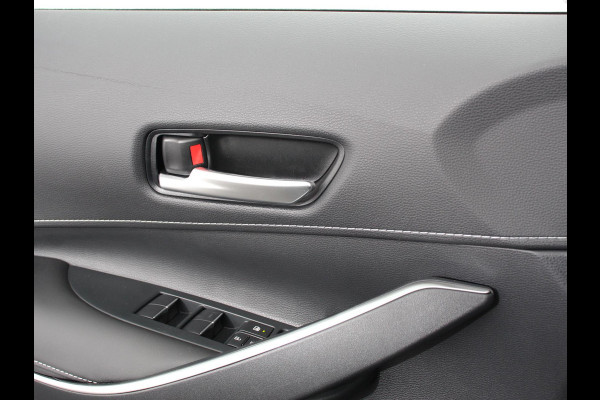 Toyota Corolla Touring Sports Automaat Hybrid 140 Active Camera Navigatie Apple Carplay/Android Auto Climate Control Parkeer sensoren Lichtmetalen Velgen