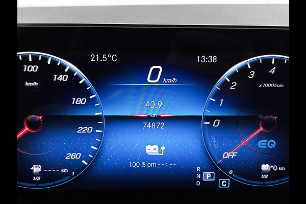 Mercedes-Benz GLA 250 e AMG Plug-In Hybride | Panoramadak | Trekhaak | Sfeerverlichting | Keyless Go | Parkeerpakket met Camera | Inclusief 24 maanden Mercedes-Benz Certified garantie voor Europa.