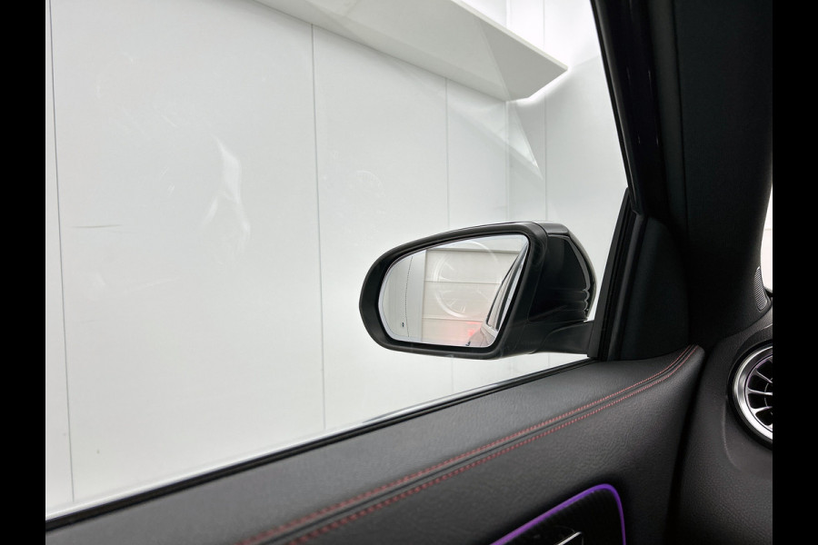 Mercedes-Benz GLA 250 e AMG Plug-In Hybride | Panoramadak | Trekhaak | Sfeerverlichting | Keyless Go | Parkeerpakket met Camera | Inclusief 24 maanden Mercedes-Benz Certified garantie voor Europa.