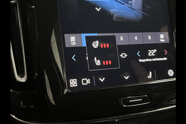 Volvo XC40 Single motor Plus Trekhaak | Adapt. Cruise | Stuur-/stoelverwarming | Achteruitrij camera | Carplay | Bliss